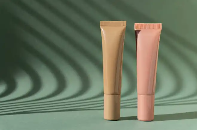 Recyclebare versus herbruikbare beautyverpakkingen: welke is beter voor het milieu?