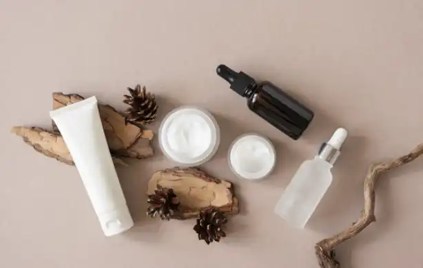 How to Prevent Skincare Products from Spoiling with Containers?